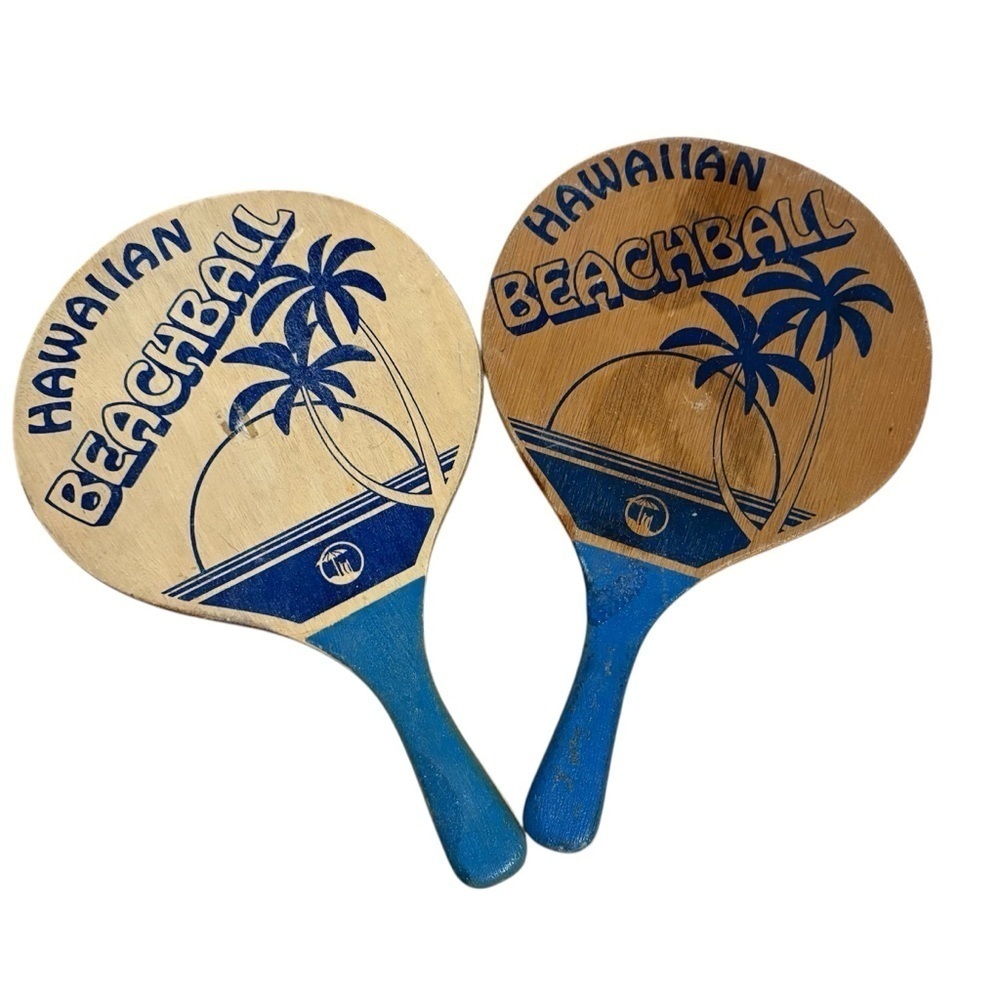 Hawaiian Beachball Smash Ball Wooden Paddles / Beach Fun / Beach Decor Vintage